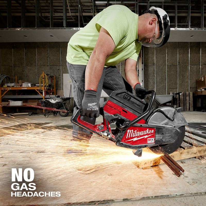Milwaukee MX FUEL 14in Cut-Off Saw Kit