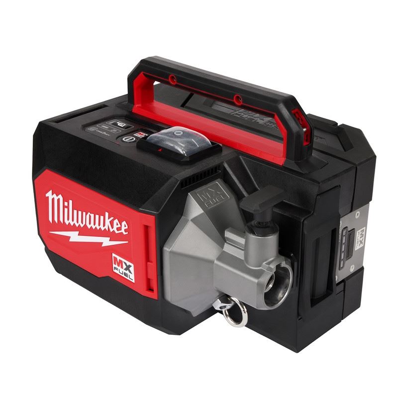 Milwaukee MXF370-2XC Concrete Vibrator Kit