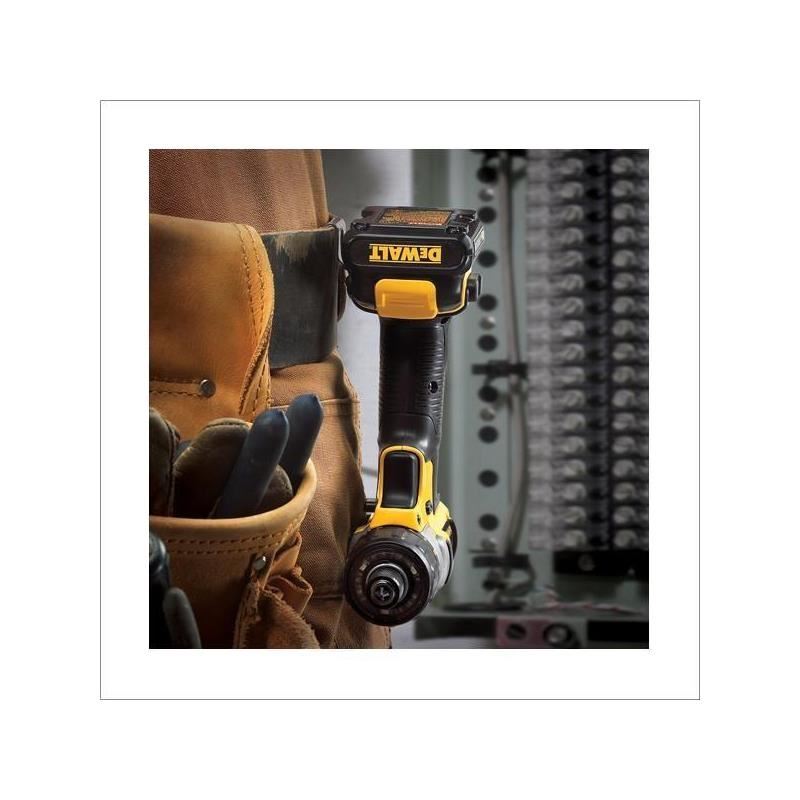 DEWALT | DCF610S2 12V MAX* 1/4" Screwdriver Kit