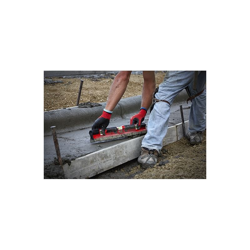 Milwaukee MLCON24 24" REDSTICK Concrete Level