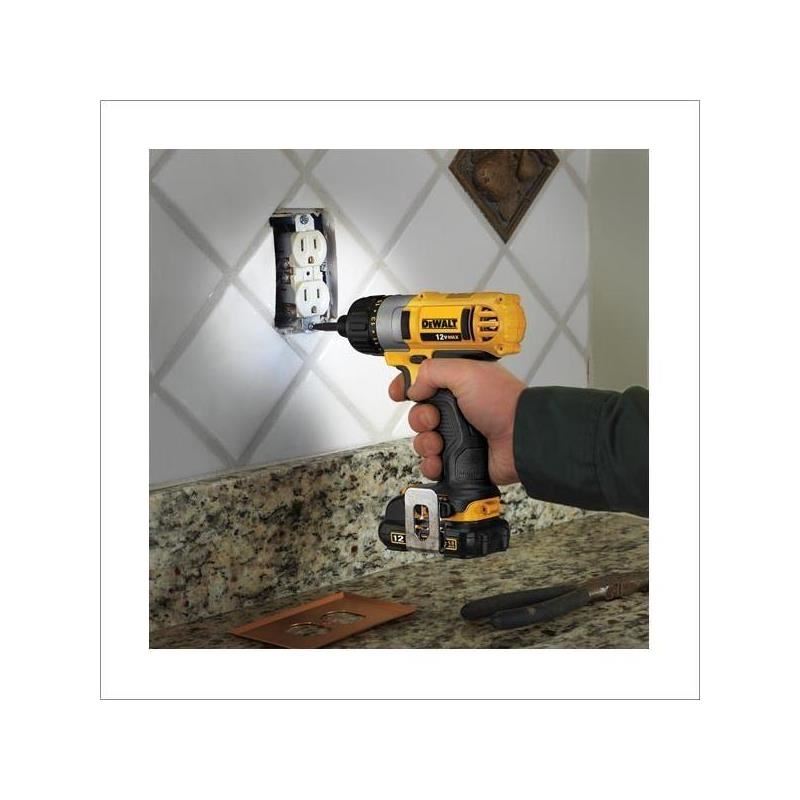 DEWALT | DCF610S2 12V MAX* 1/4" Screwdriver Kit