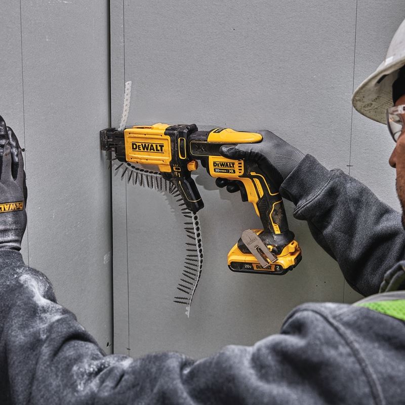 DEWALT DCF620CM2 Drywall Screw Gun Kit with Collated Drywall Screwgun Attachment