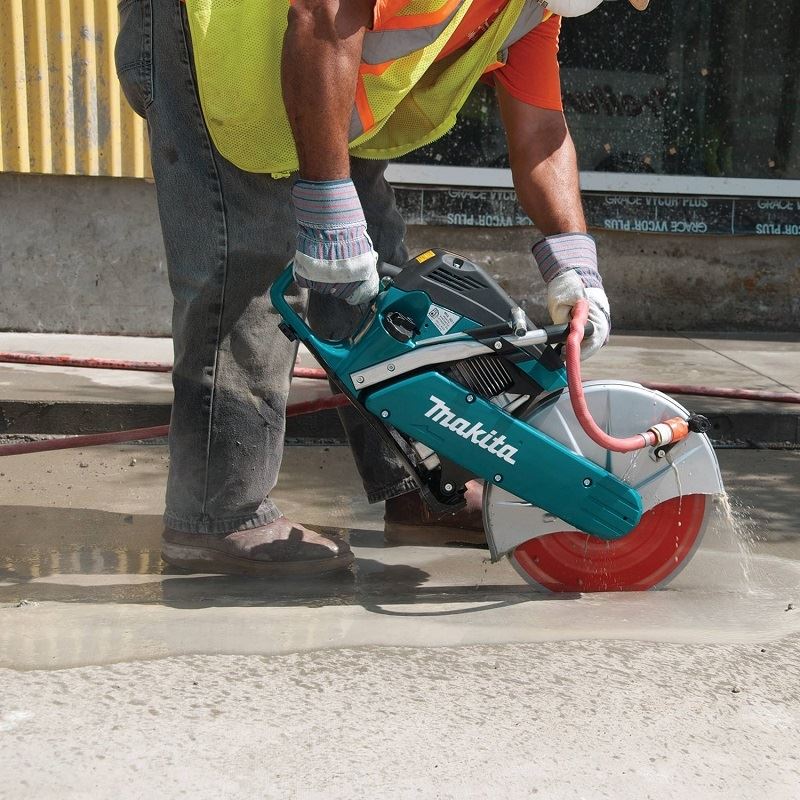 Makita EK6101 14in / 4.4 hp 2-Stroke Power Cutter (20 mm Arbor)