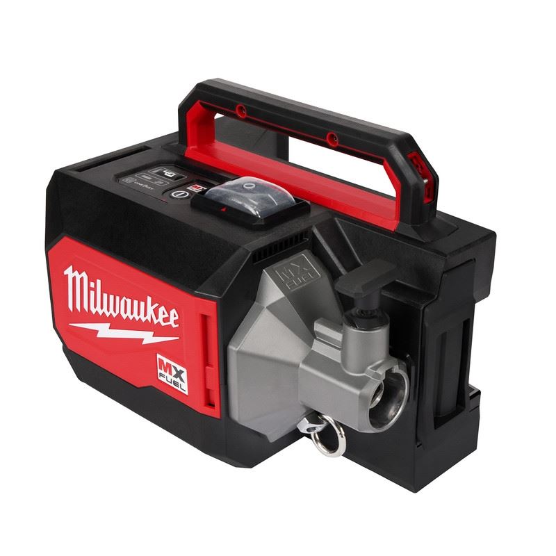 Milwaukee MXF370-2XC Concrete Vibrator Kit