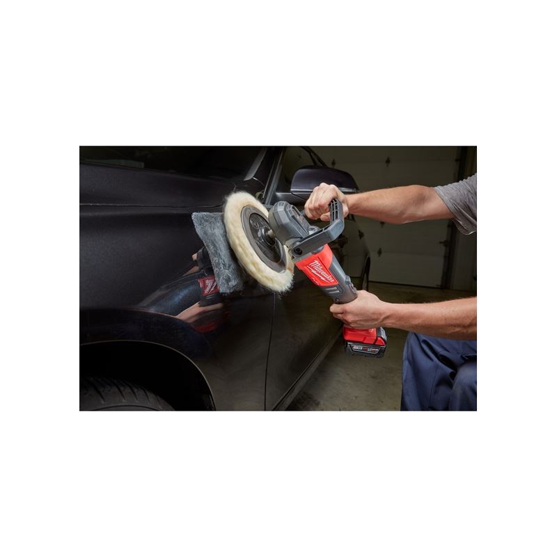 2738-22 M18 FUEL 18 Volt Lithium-Ion Brushless Cordless 7 in. Variable Speed Polisher- Kit