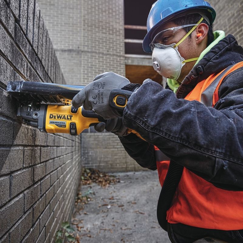 DEWALT DCG418X2 FLEXVOLT 60V MAX* Brushless 4-1/2 in. - 6 in. Cordless Grinder with Kickback Brake Kit
