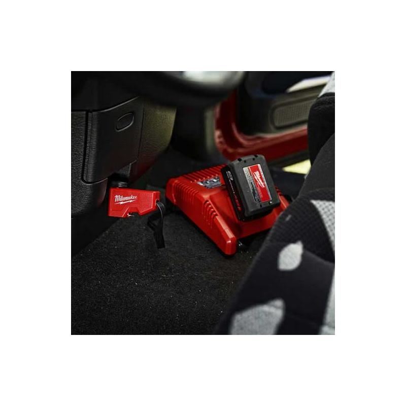 Milwaukee | 2710-20 M18 Lithium-Ion AC/DC Wall and Vehicle Charger