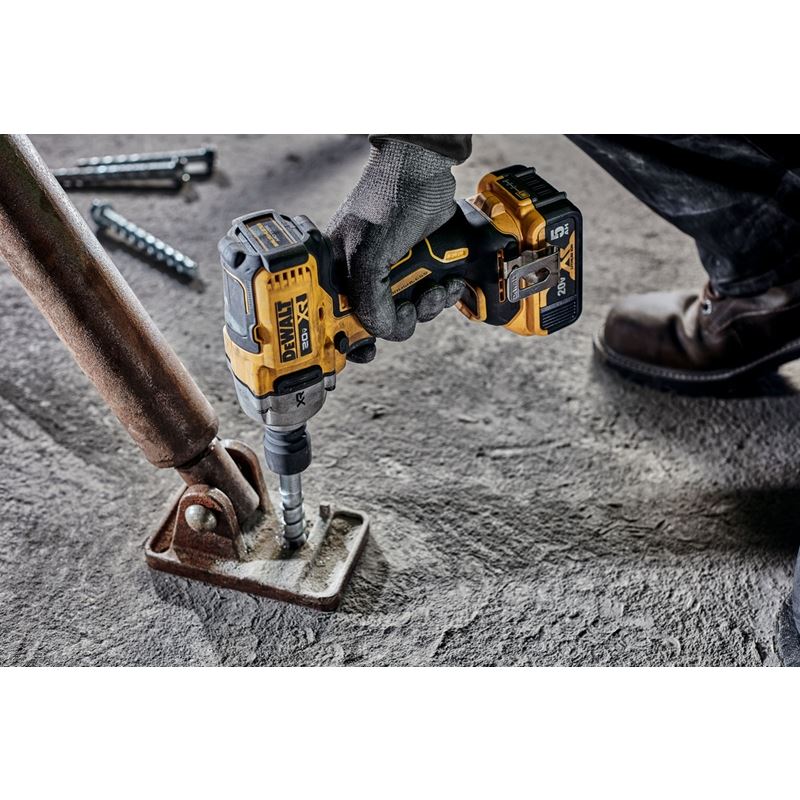 DEWALT DCF891P2 20V MAX XR 1/2 in. Mid-Range Impact Wrench Kit with Hog Ring Anvil