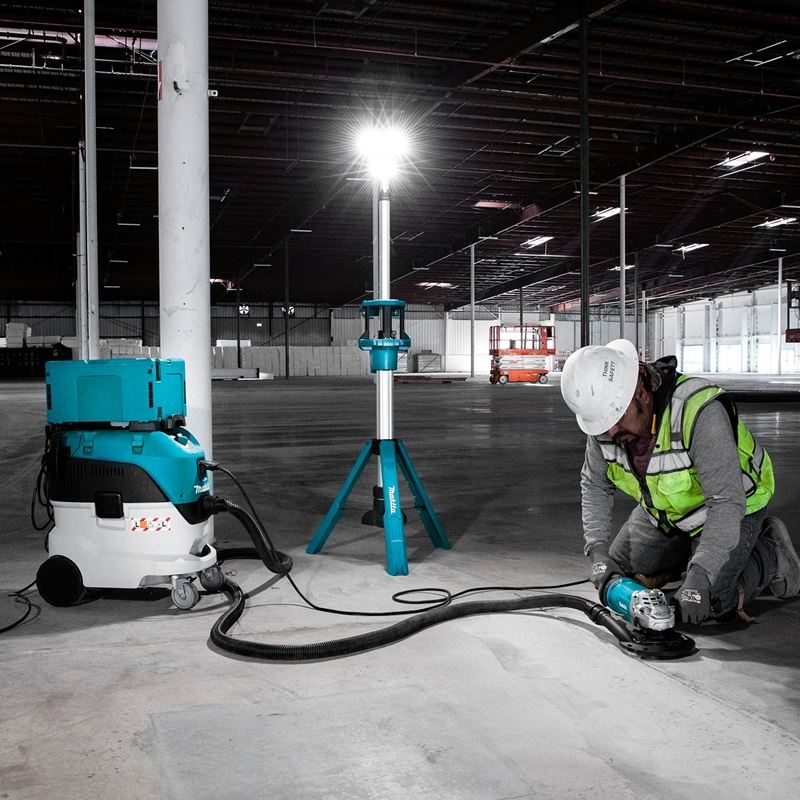 Makita DML814 18V Tower Light  (Tool Only)