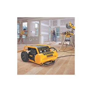 DEWALT | D55146 1.6 HP Continuous, 200 PSI, 4.5 Gallon Compressor