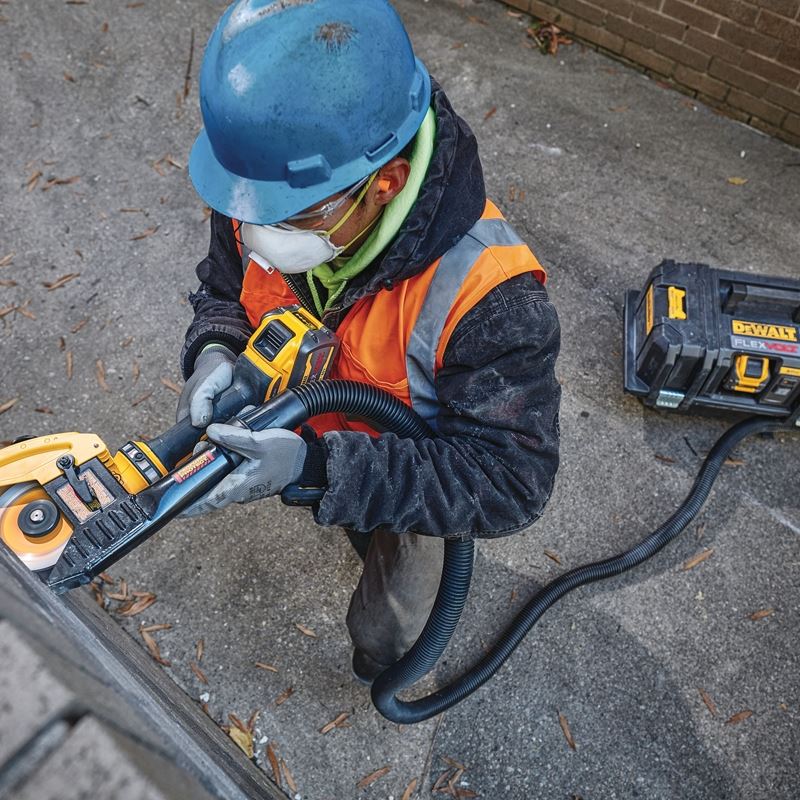 DEWALT DCG418X2 FLEXVOLT 60V MAX* Brushless 4-1/2 in. - 6 in. Cordless Grinder with Kickback Brake Kit
