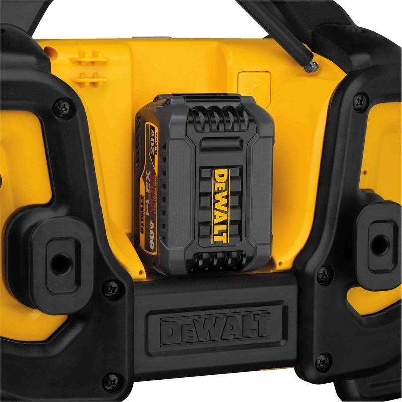 DEWALT Bluetooth Charger Radio - DCR025