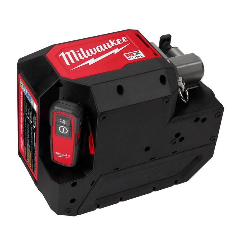 Milwaukee MXF370-2XC Concrete Vibrator Kit