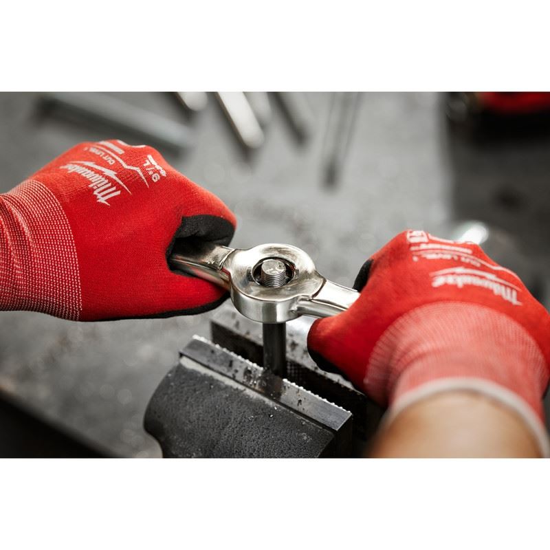 Milwaukee 49-22-5602 15PC SAE Tap and Die Set with Hex-LOK 2-in-1 Handle