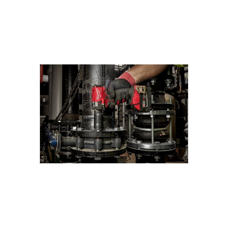 Milwaukee 2855P-22 M18 FUEL 1/2 Compact Impact Wrench w/ Pin Detent Kit
