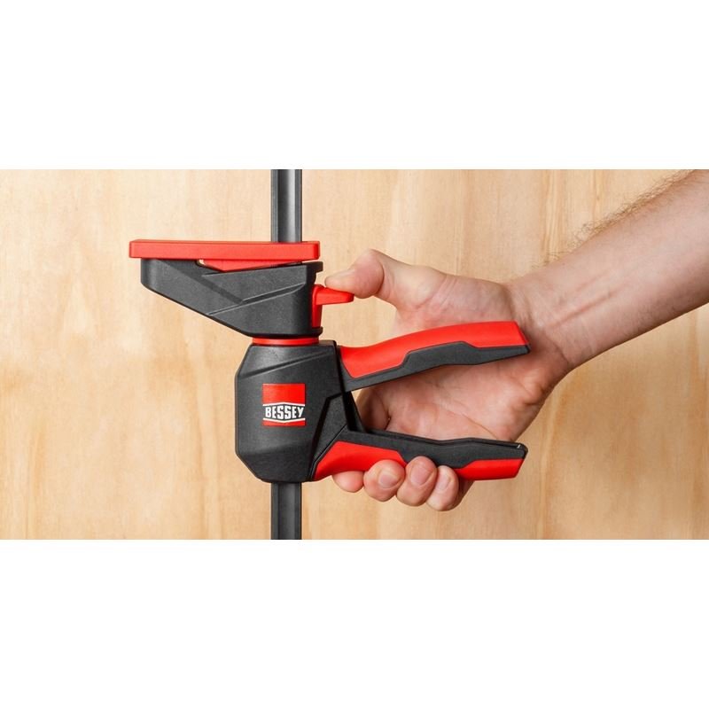Bessey EHKL360 One - Hand Trigger Clamps With 360 Degree Rotating Handle - Mississauga Hardware Centre Inc