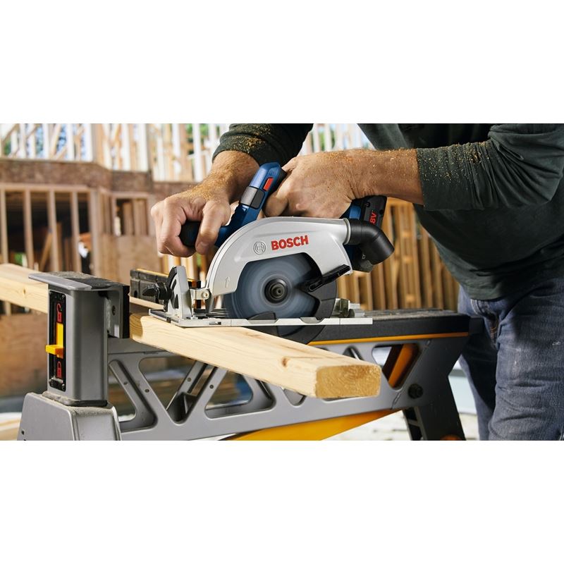 Bosch GKS18V - 22LB25 18V Brushless Blade - Left 6 - 1/2 In. Circular Saw Kit with (2) CORE 18V 4.0 Ah Compact Batteries - Mississauga Hardware Centre IncBOSCHGKS18V-22LB25