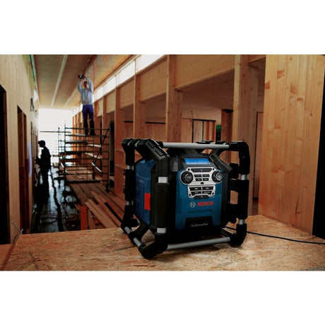 Bosch GPB18V - 5CN 18V Jobsite Radio with Bluetooth 5.0 and Power Station - Mississauga Hardware Centre IncBOSCHGPB18V-5CN