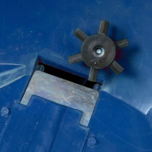 Chapin 8201A 80lbs Salt Spreader - Mississauga Hardware Centre Inc