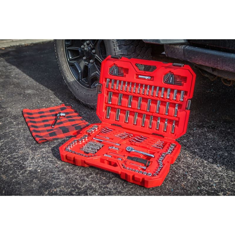 CRAFTSMAN CMMT45164 164 PC. Mechanics Tool Set - Mississauga Hardware Centre Inc