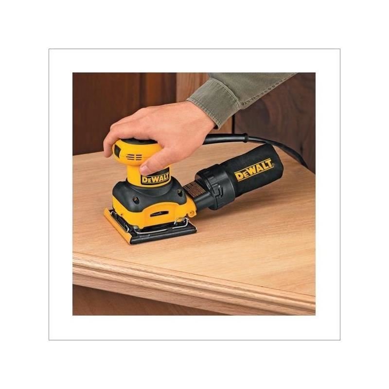 DEWALT | D26441 1/4 Sheet Palm Grip Sander - Mississauga Hardware Centre IncDEWALTD26441
