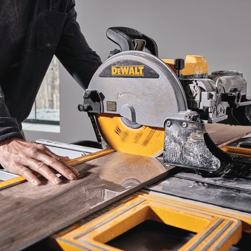 DEWALT D36000S 10 in. High Capacity Wet Tile Saw with Stand - Mississauga Hardware Centre IncDEWALTD36000S