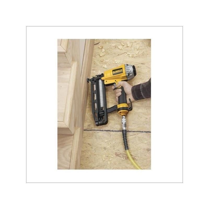 DEWALT | D51257K 16 - Gauge 1" - 2 - 1/2" Finish Nailer - Mississauga Hardware Centre IncDEWALTD51257K