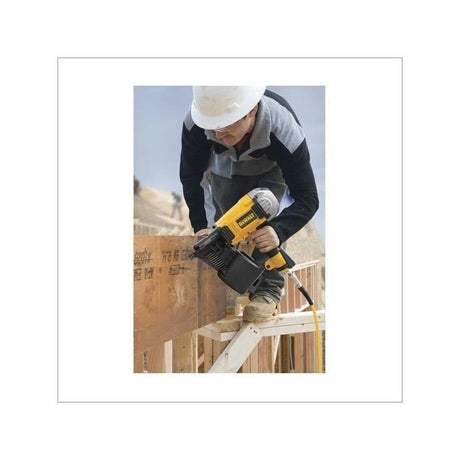 DEWALT | D51855 1 - 1/2" to 3 - 1/2" Coil Framing Nailer - Mississauga Hardware Centre IncDEWALTD51855