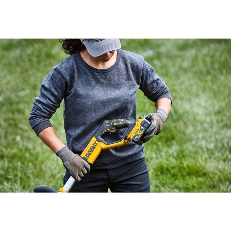 DEWALT DCED400M1 20V MAX Brushless Cordless Edger Kit - Mississauga Hardware Centre IncDEWALTDCED400M1