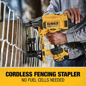 DEWALT DCFS950P2 20V MAX XR 9 GA Cordless Fencing Stapler Kit - Mississauga Hardware Centre IncDEWALTDCFS950P2