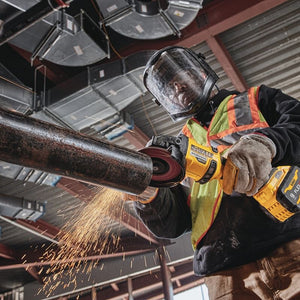 DEWALT DCG418B FLEXVOLT 60V MAX* Brushless 4 - 1/2 in. - 6 in. Cordless Grinder with Kickback Brake (Tool Only) - Mississauga Hardware Centre IncDEWALTDCG418B