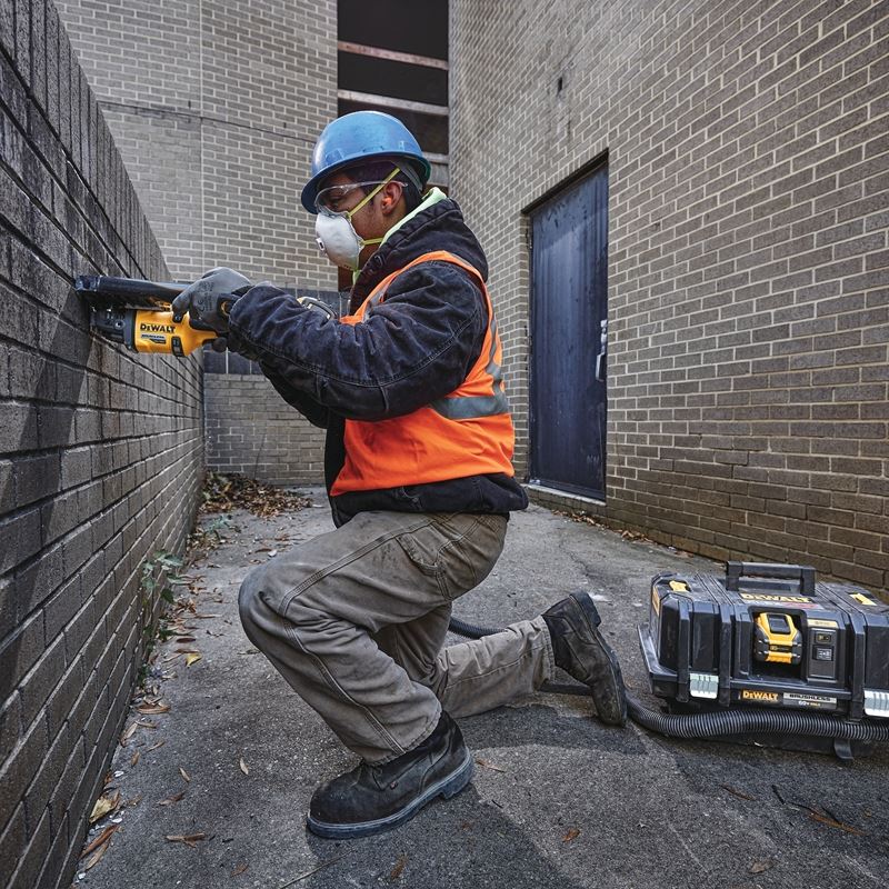 DEWALT DCG418X2 FLEXVOLT 60V MAX* Brushless 4 - 1/2 in. - 6 in. Cordless Grinder with Kickback Brake Kit - Mississauga Hardware Centre IncDEWALTDCG418X2