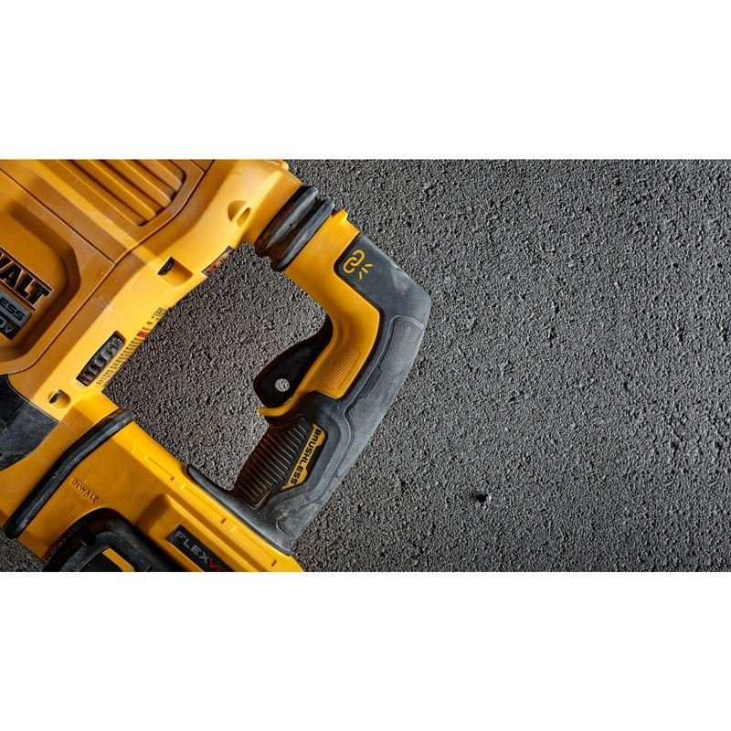 DEWALT DCH832X1 60V MAX Cordless SDS Max Chipping Hammer Kit (15 lb) - Mississauga Hardware Centre IncDEWALTDCH832X1