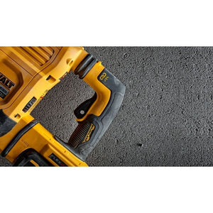 DEWALT DCH832X1 60V MAX Cordless SDS Max Chipping Hammer Kit (15 lb) - Mississauga Hardware Centre IncDEWALTDCH832X1