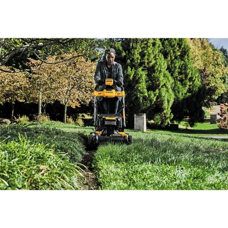 DEWALT DCMWSP244U2 FWD Self - Propelled Lawn Mower - 2X20V MAX 21 - 1/2 in. Brushless - Mississauga Hardware Centre IncDEWALTDCMWSP244U2