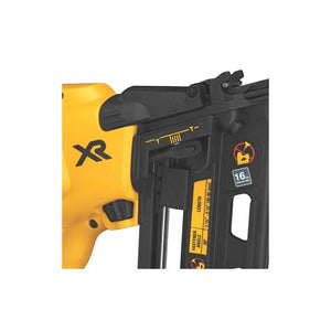 DEWALT DCN660D1 20V MAX* 16ga Angled Cordless Finish Nailer Kit - Mississauga Hardware Centre IncDEWALTDCN660D1