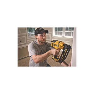 DEWALT DCN660D1 20V MAX* 16ga Angled Cordless Finish Nailer Kit - Mississauga Hardware Centre IncDEWALTDCN660D1