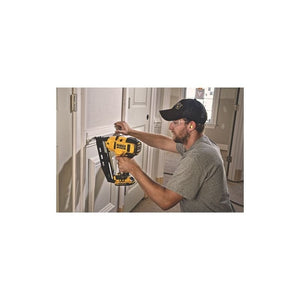 DEWALT DCN660D1 20V MAX* 16ga Angled Cordless Finish Nailer Kit - Mississauga Hardware Centre IncDEWALTDCN660D1