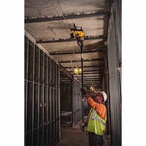 DEWALT DCN891P2 1" Magazine Cordless Concrete Nailer Kit - Mississauga Hardware Centre IncDEWALTDCN891P2