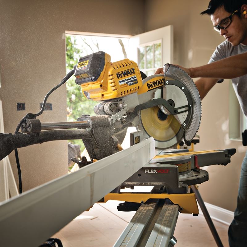 DEWALT DHS790AB 12in (305MM) 120V MAX* DOUBLE BEVEL SLIDING COMPOUND MITER SAW WITH CUTLINE(TM) BLADE POSITIONING SYSTEM (INCLUDES 120V ADAPTER) - Mississauga Hardware Centre IncDEWALTDHS790AB