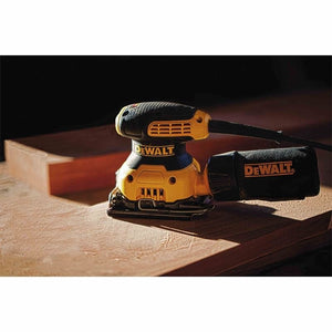DEWALT DWE6411K 1/4 Sheet Palm Grip Sander Kit - Mississauga Hardware Centre IncDEWALTDWE6411K