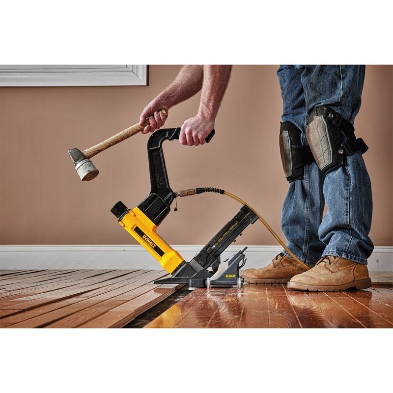 DEWALT DWFAFOOTG2 Rolling Base Flooring Attachment - Mississauga Hardware Centre IncDEWALTDWFAFOOTG2