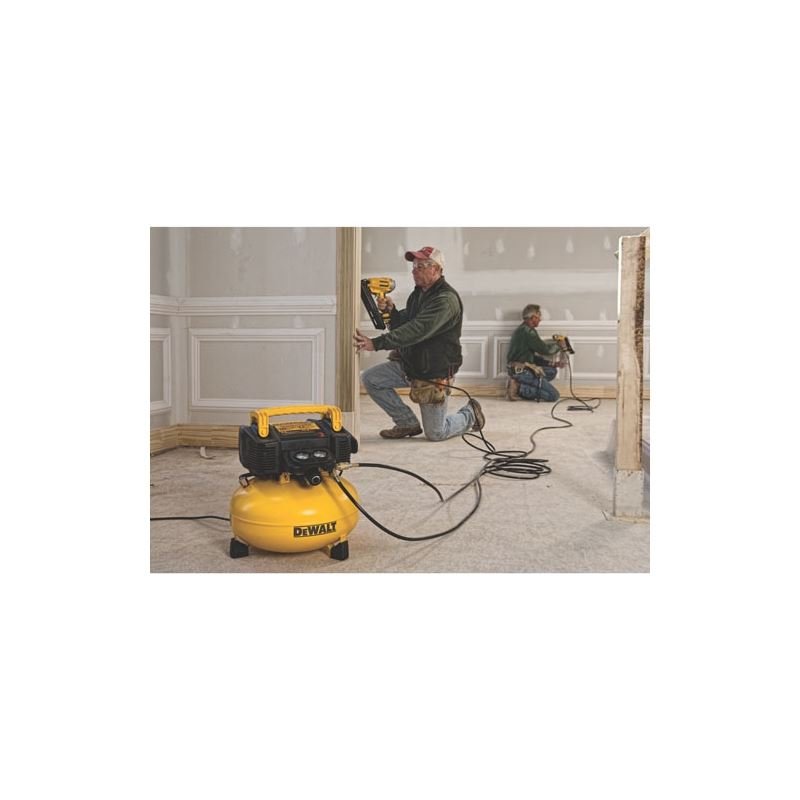 DEWALT DWFP55126 Heavy Duty 165 PSI Pancake Compressor - Mississauga Hardware Centre IncDEWALTDWFP55126
