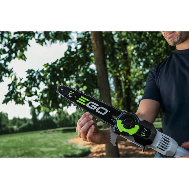 EGO PS1001 POWER+ 10in Telescopic Pole Saw with 2.5Ah Battery and Standard Charger - Mississauga Hardware Centre Inc