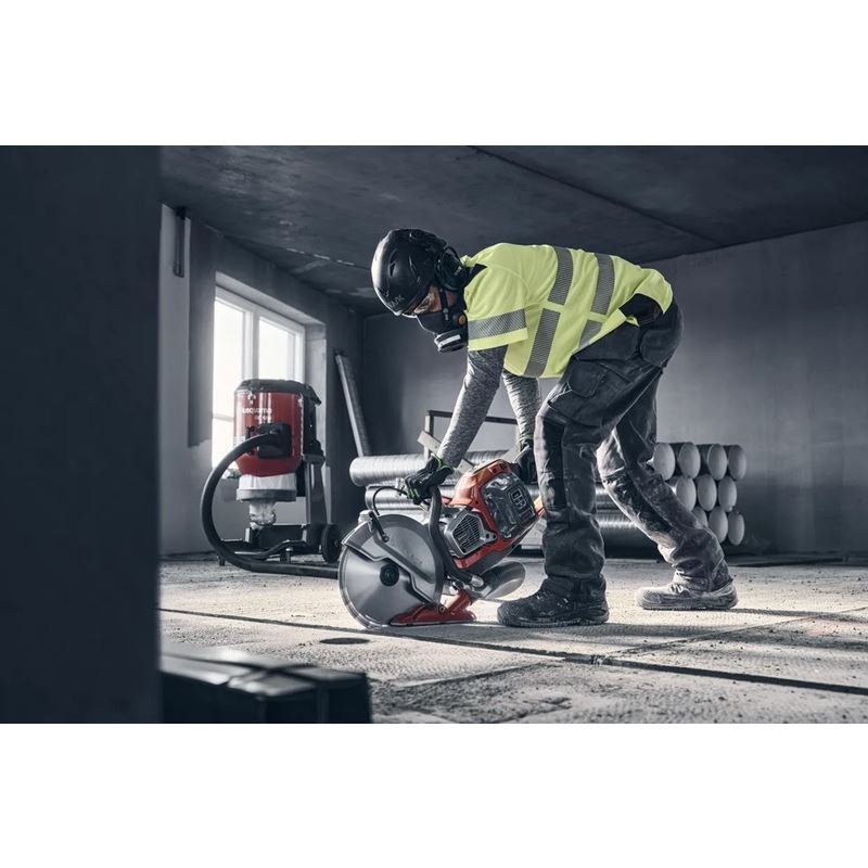 HUNQVARNA 970546702 14in Cordless Power Cutter - K1 PACE 2 Battery Kit - Mississauga Hardware Centre Inc