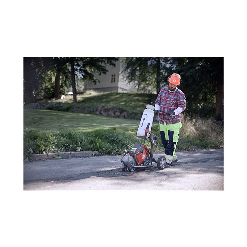 Husqvarna KV760 cutting cart - Mississauga Hardware Centre IncHUSQVARNA587768401