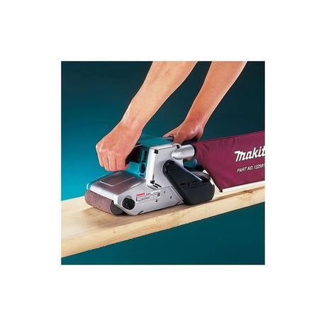 Makita | 9404 8.8 - Amp 4" x 24" Variable Speed Belt Sander with Cloth Dust Bag - Mississauga Hardware Centre IncMakita9404