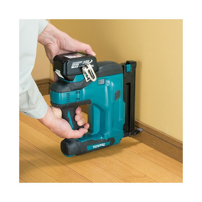 Makita DBN500Z 18G Cordless Brad Nailer - Mississauga Hardware Centre IncMakitaDBN500Z