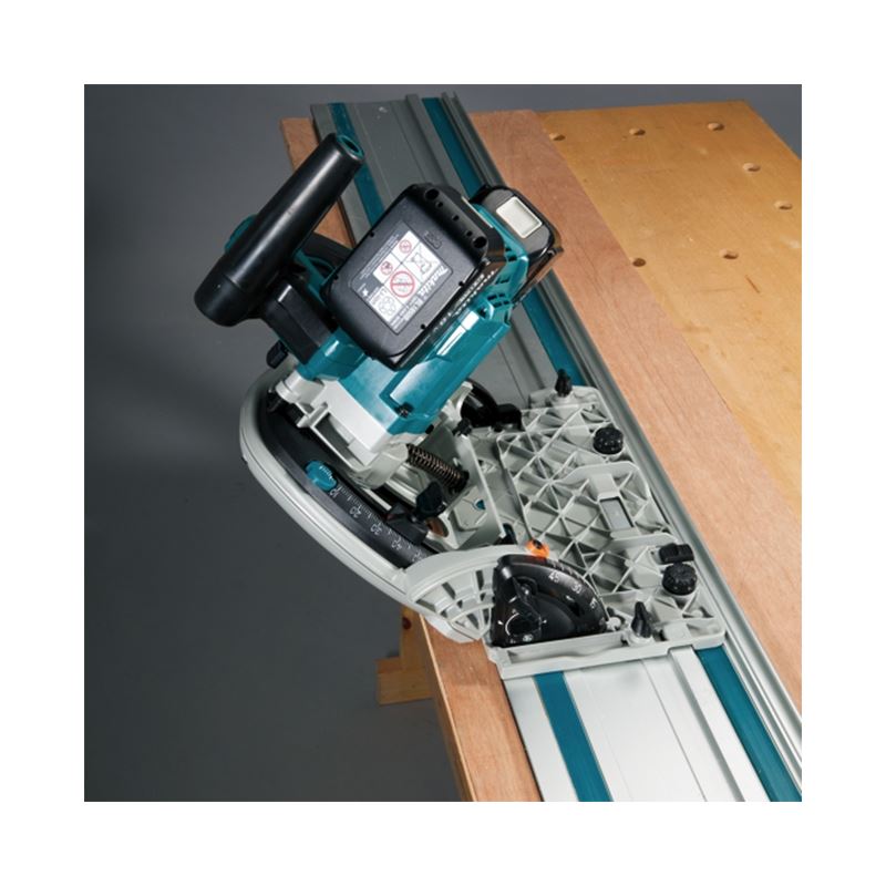 Makita DSP601ZJ 6 - 1/2" Cordless Plunge Cut Circular Saw with Brushless Motor & AWS - Mississauga Hardware Centre IncMakitaDSP601ZJ