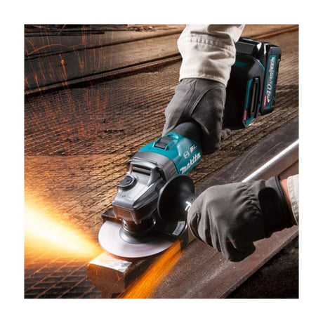 Makita GA005GM102 XGT 40V (4.0 Ah) MAX Li - Ion Brushless 5" Angle Grinder Kit (Slide Switch) - Mississauga Hardware Centre IncMakitaGA005GM102